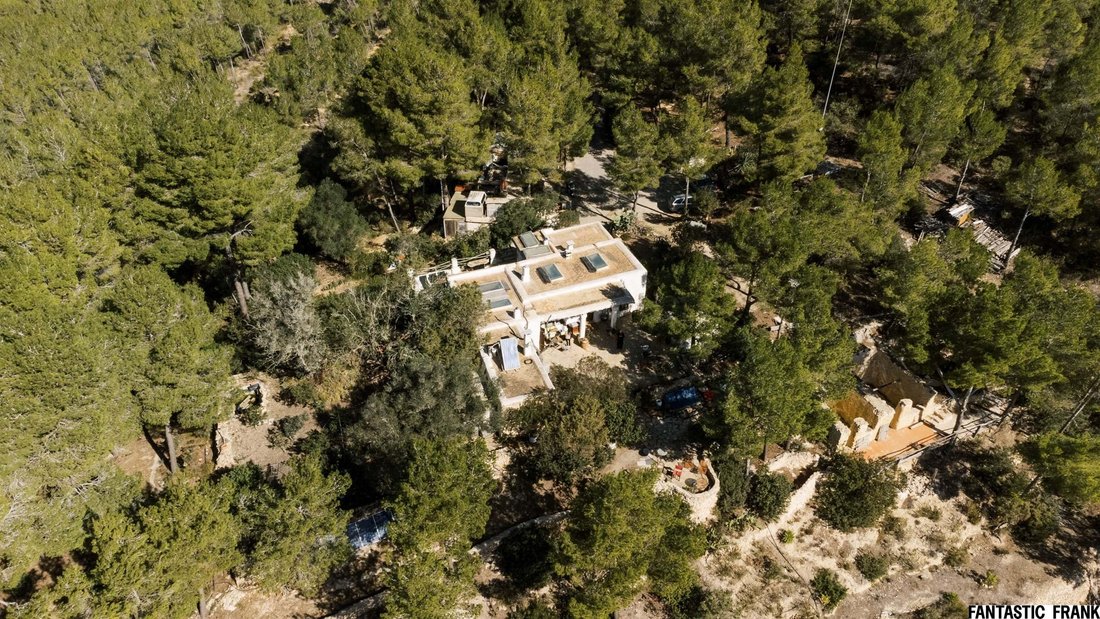 Villa in Cala Llonga, Ibiza, Santa Eularia des Riu, Balearic Islands 1 - 14838081