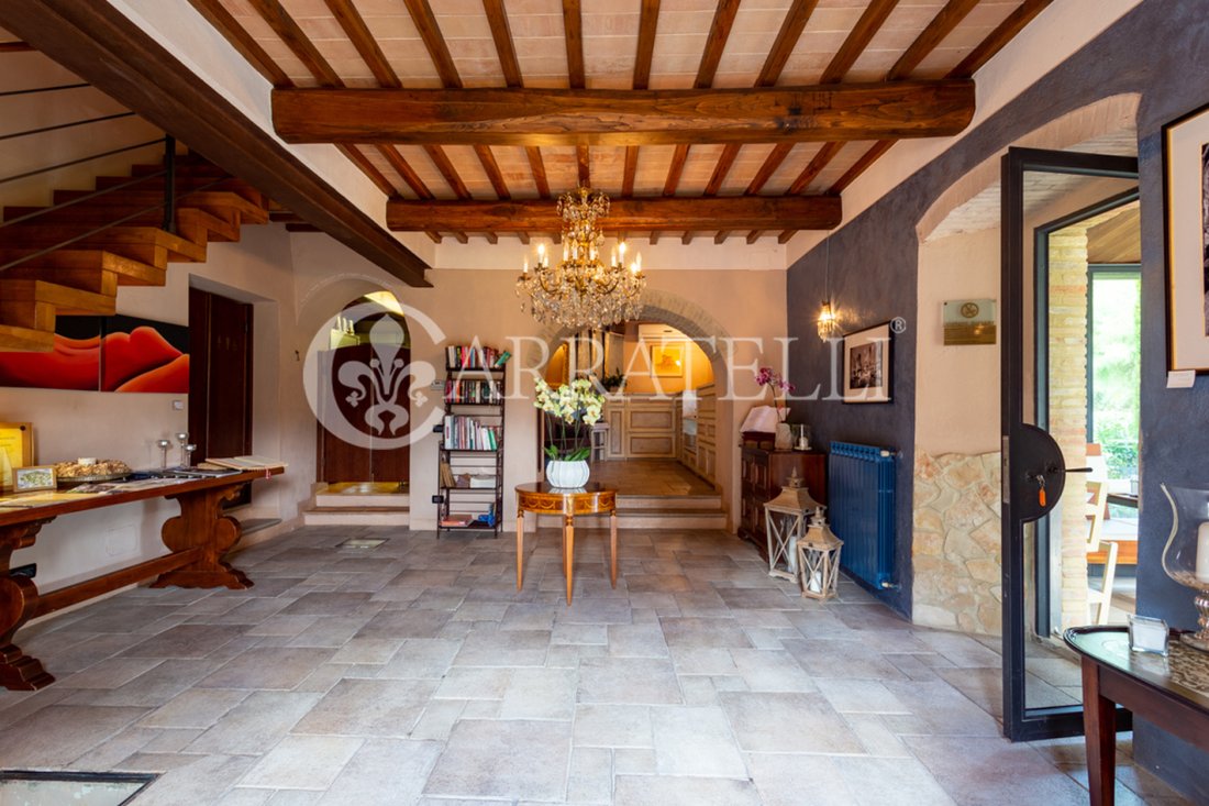 Villa in San Gimignano, Tuscany, Italy 4 - 12239669