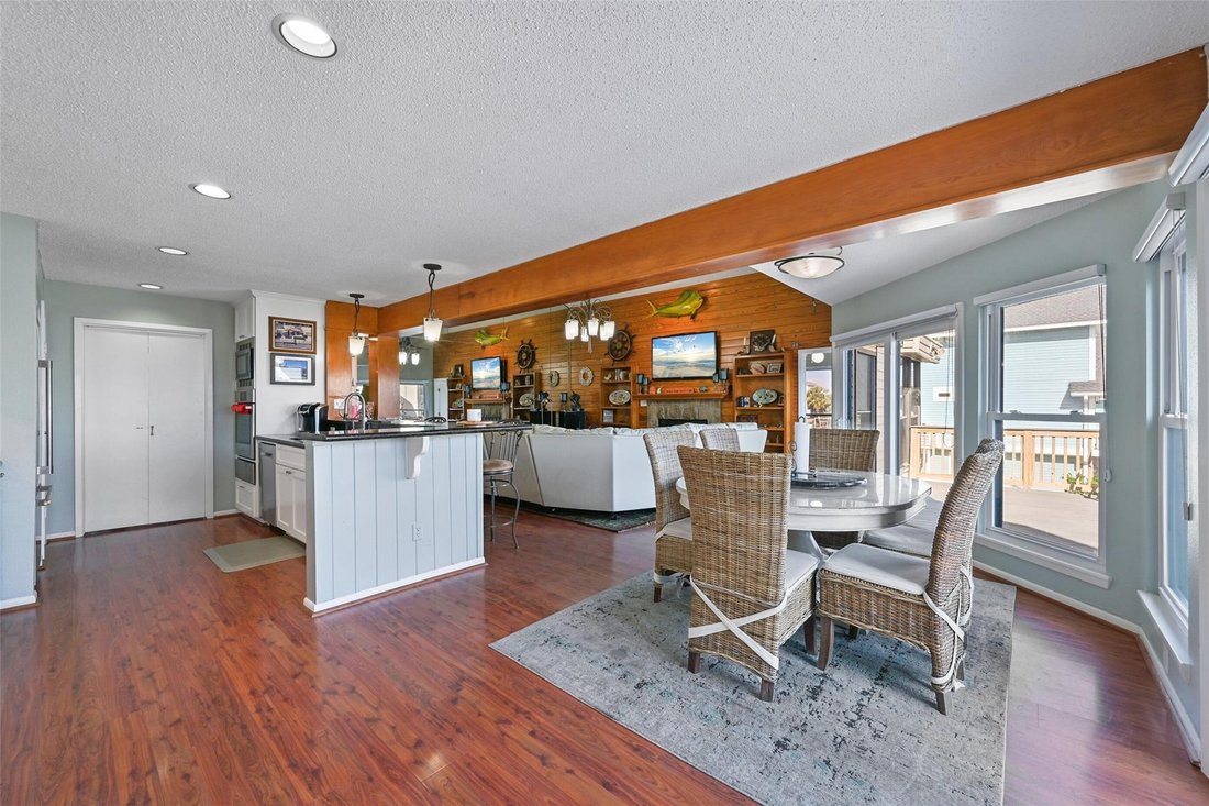 House in Galveston, Texas, United States 5 - 17103503