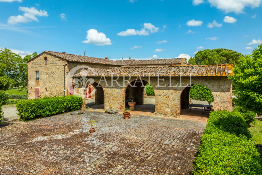 Country House in Certaldo, Tuscany, Italy 2 - 15691207
