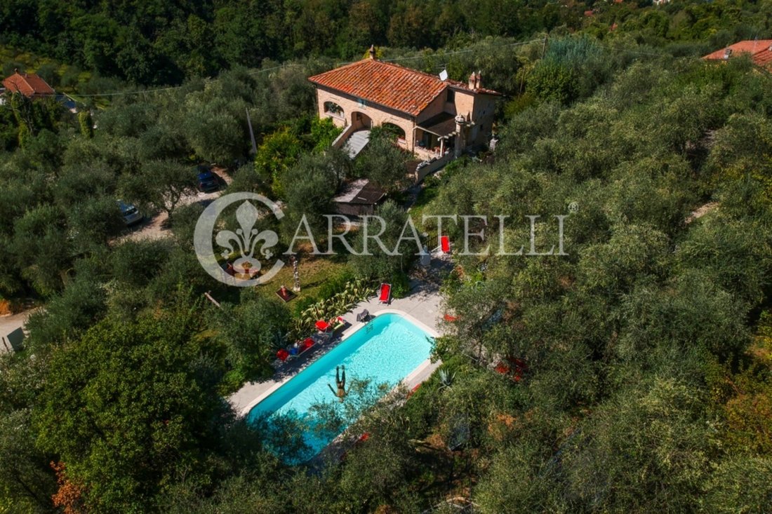 Country House in Camaiore, Tuscany, Italy 3 - 14161634