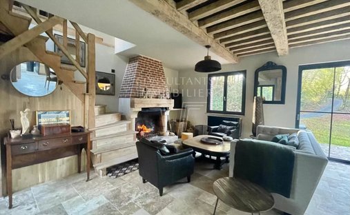 For Sale – Press House In A Peaceful Environment Near Pont L'evêque 14130