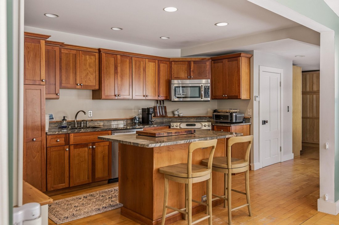Condo in Portland, Maine, United States 3 - 17126523
