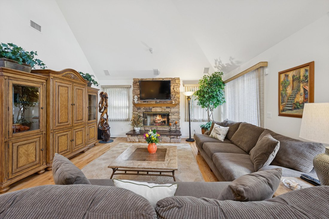 East Quogue, New York, United States 4 - 17128451