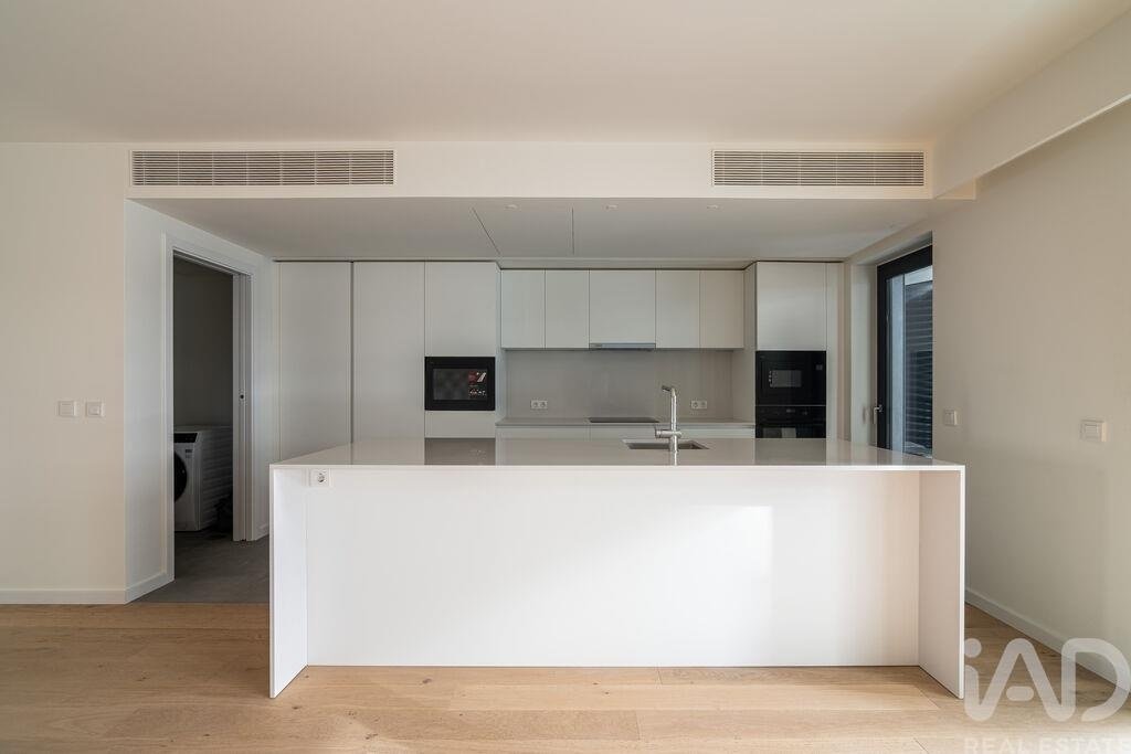 Apartment in Avenidas Novas, Lisbon, Portugal 5 - 17126697