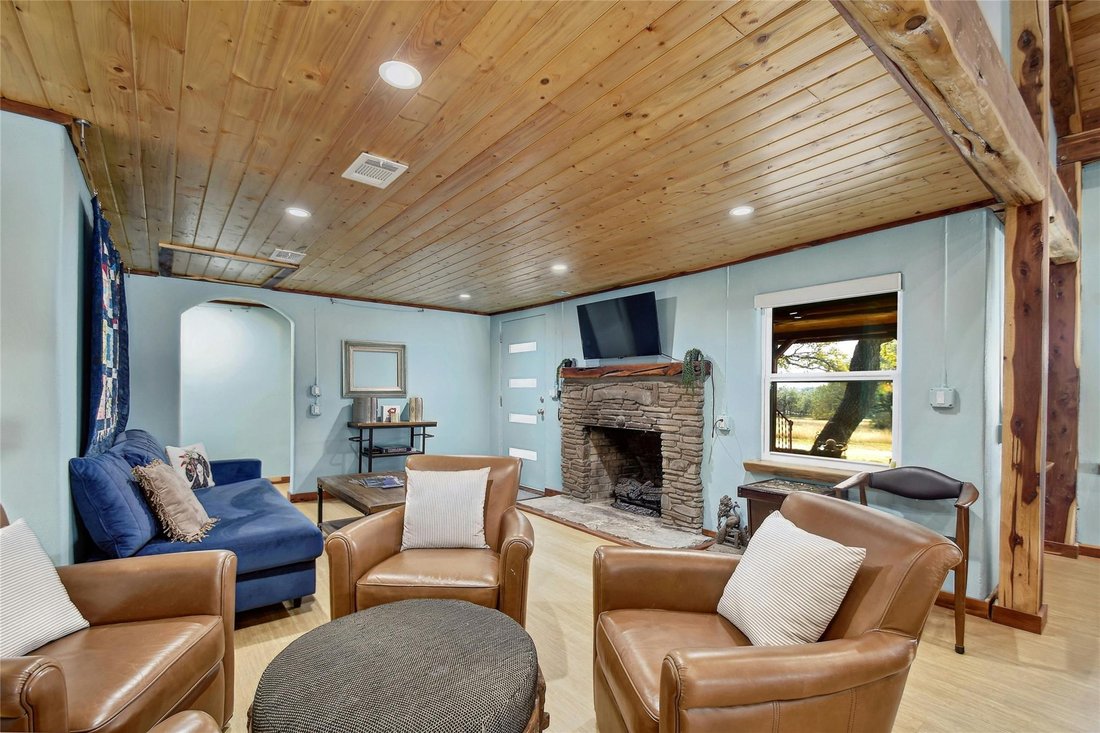 House in Wimberley, Texas, United States 5 - 17116978
