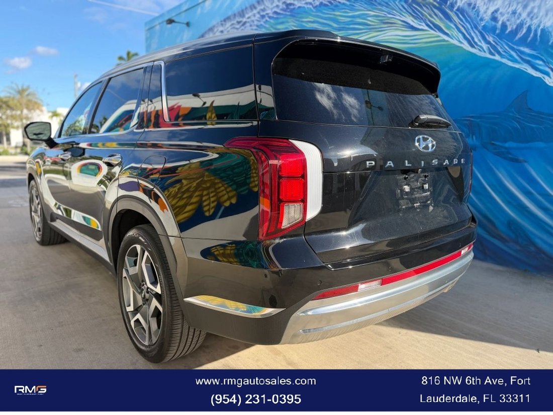 Suv in Fort Lauderdale, FL, United States 5 - 17126090