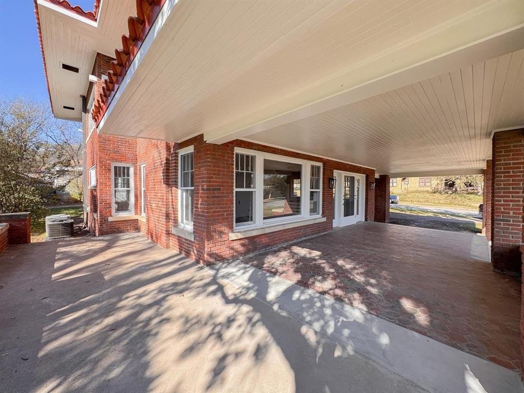 House in Mineral Wells, Texas, United States 3 - 17103249