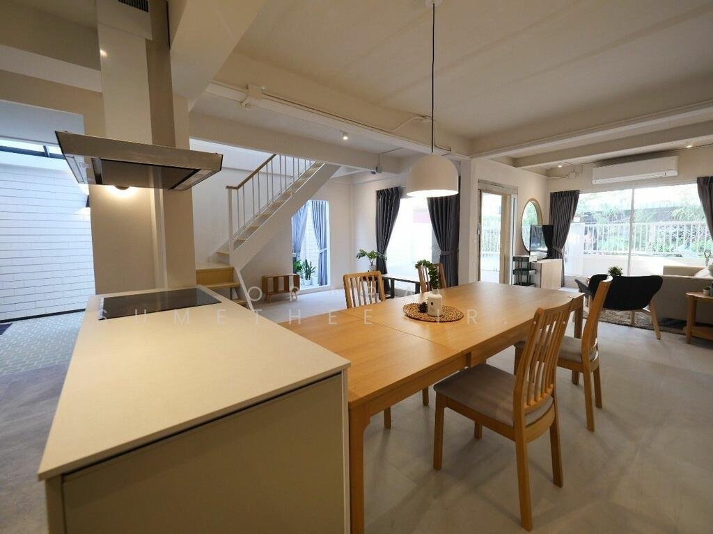 Townhouse in Phra Khanong Nuea, Bangkok, Thailand 4 - 17130682