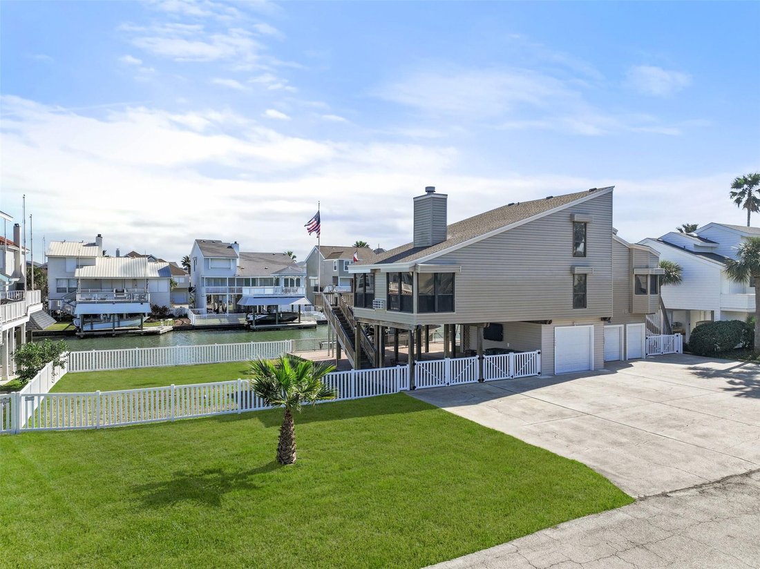 House in Galveston, Texas, United States 2 - 17103503