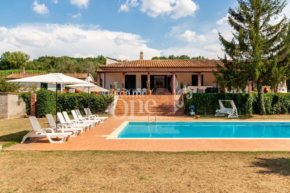 House in Crespina, Tuscany, Italy 1 - 14786962