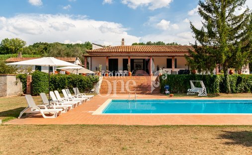 House in Crespina, Tuscany, Italy 1
