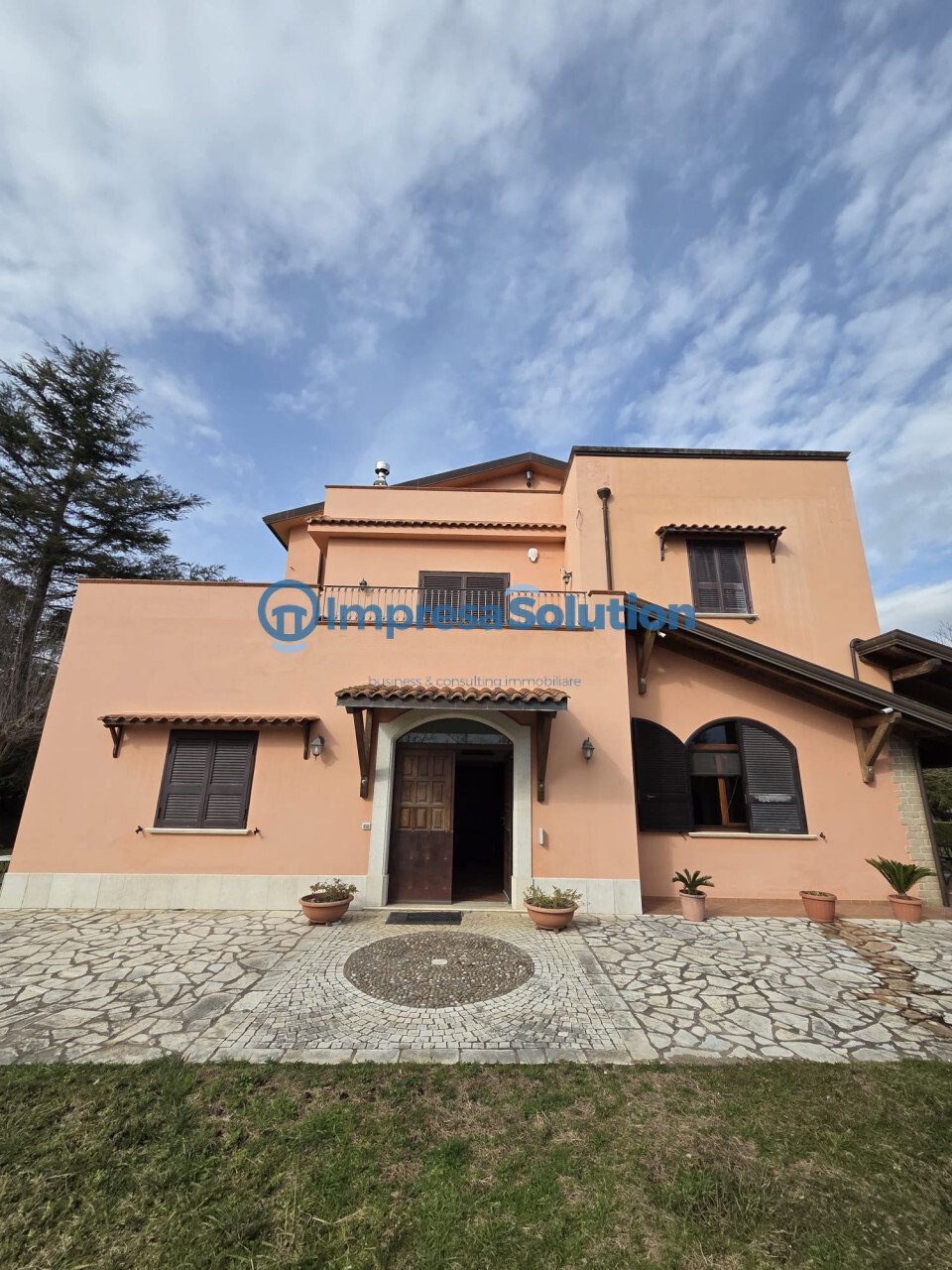 Villa in Dugenta, Campania, Italy 1 - 17105128