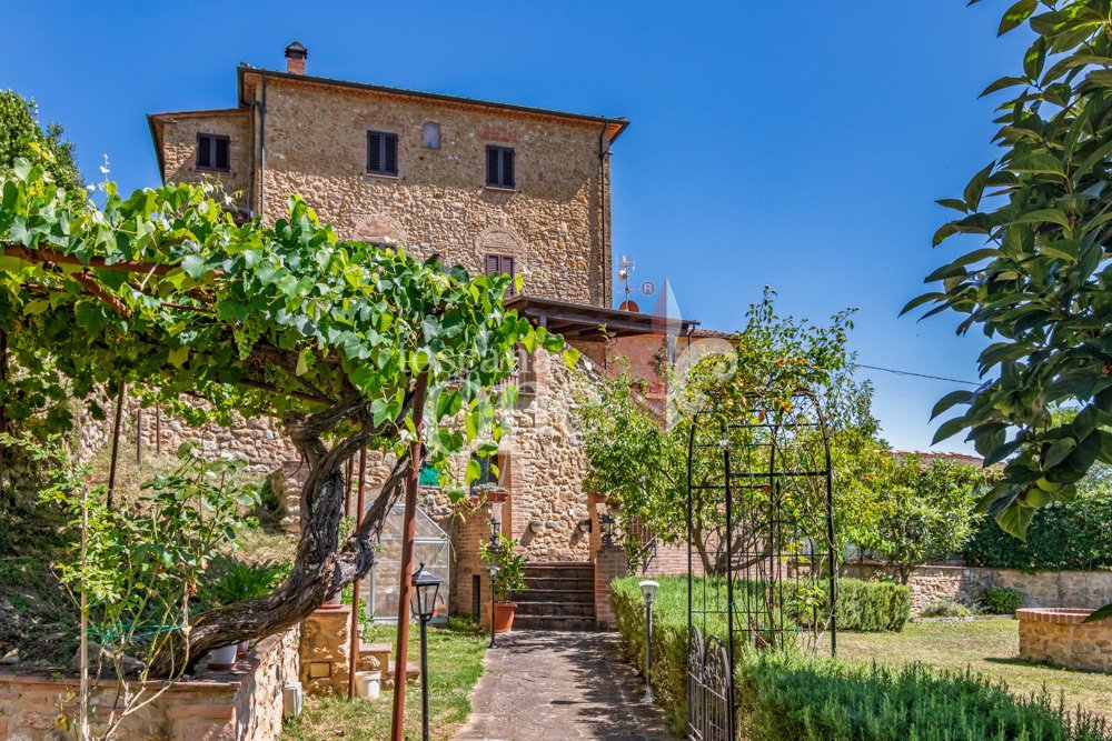 House in Volterra, Tuscany, Italy 1 - 16324418