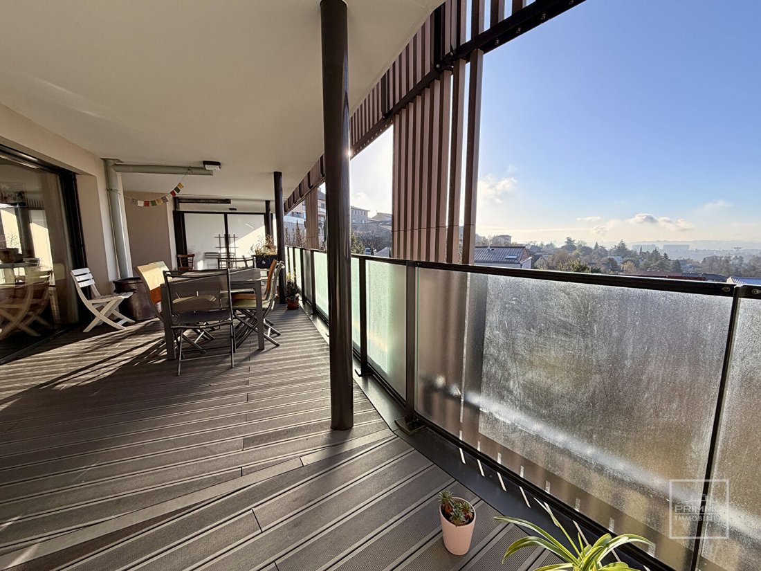 Apartment in Centre et Sud Est, Saint-Didier-au-Mont-d'Or, France 2 - 17099630