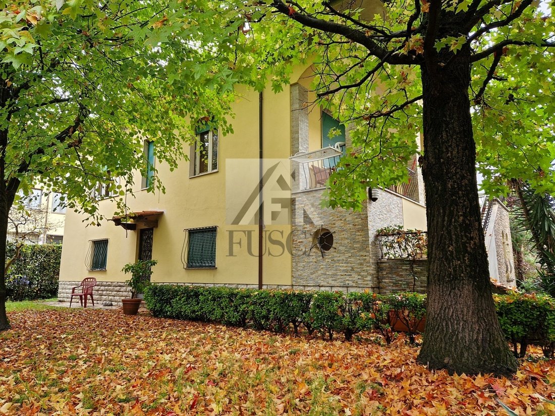 Villa in Sant'Anna, Lucca, Italy 4 - 16659530