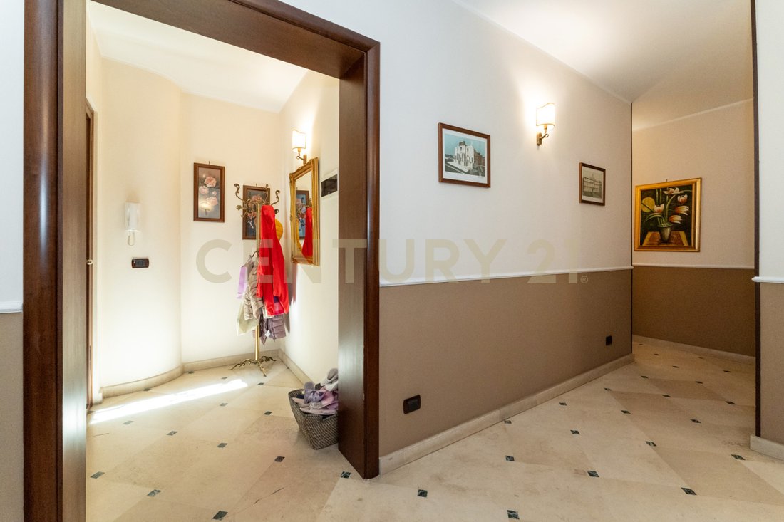 Apartment in Historic Center, Catania, Italy 1 - 16927936