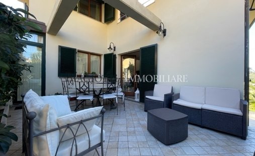 Villa in Montenero, Livorno, Tuscany 1