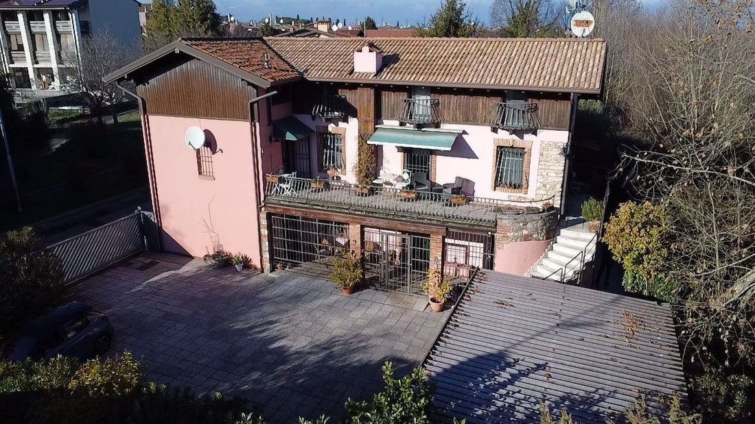Villa in Rivoltella, Desenzano del Garda, Lombardy 3 - 17095589