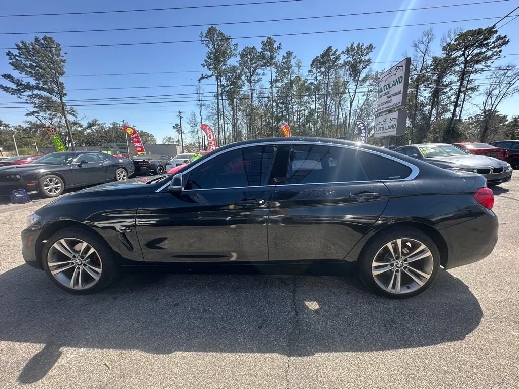 Sedan in Tallahassee, FL, United States 5 - 17128604
