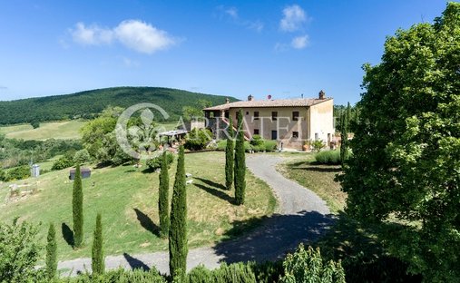 Country House in Sarteano, Tuscany, Italy 1