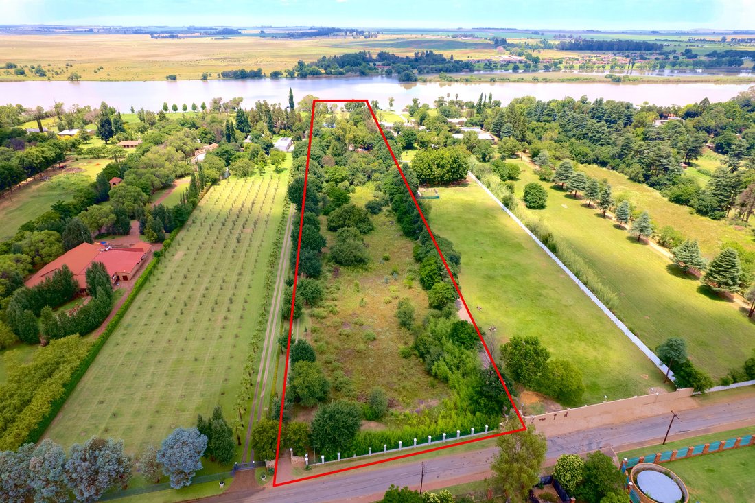House in Vanderbijlpark, Free State, South Africa 4 - 17132593