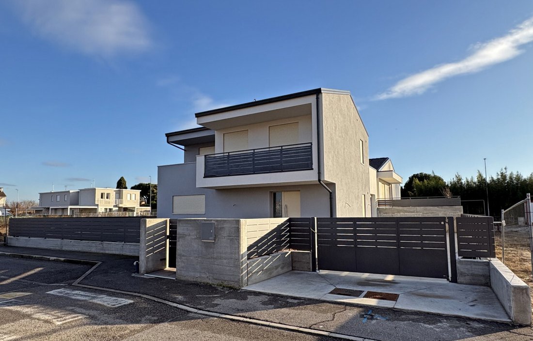 House in San Bonifacio, Veneto, Italy 3 - 14534097