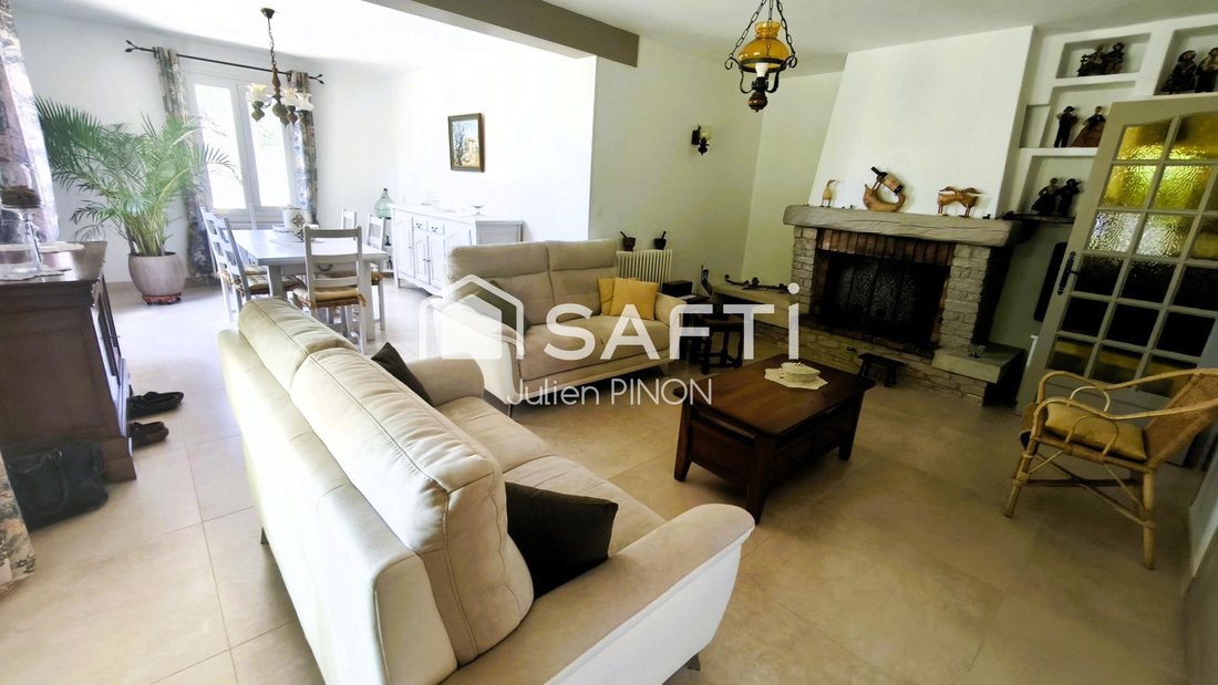 House in Goult, Provence-Alpes-Côte d'Azur, France 3 - 17127717