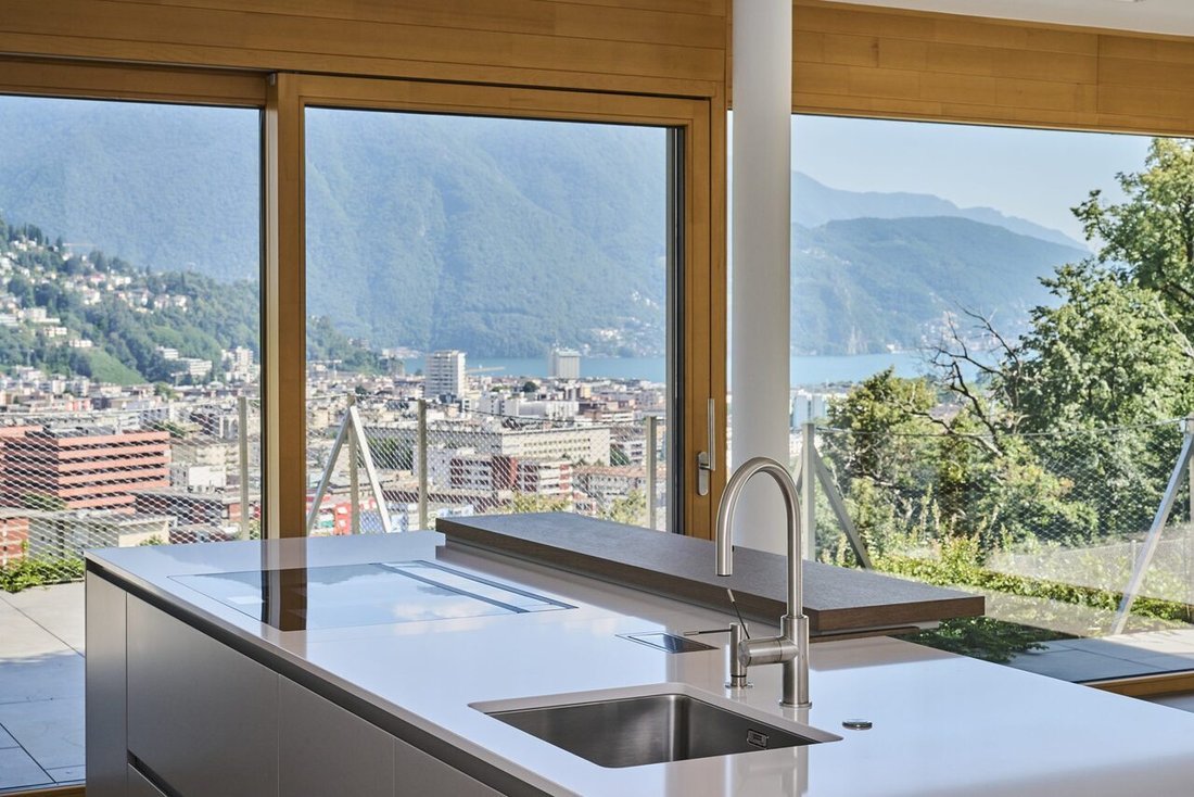 Lugano 4.5 Room Penthouse For Sale With Terrace, Garden And View