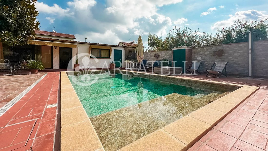 Villa in Rosignano Marittimo, Tuscany, Italy 3 - 15550641