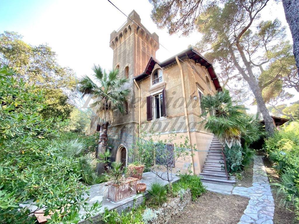 Villa in Castiglioncello, Rosignano Marittimo, Tuscany 1 - 17100525