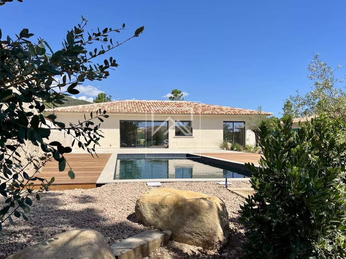 Villa in Porto-Vecchio, Corsica, France 2 - 16911420