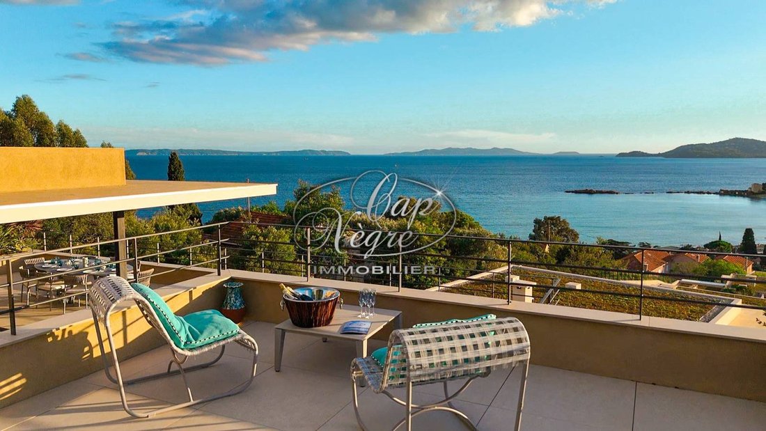 House in Le Lavandou, Provence-Alpes-Côte d'Azur, France 1 - 17064077