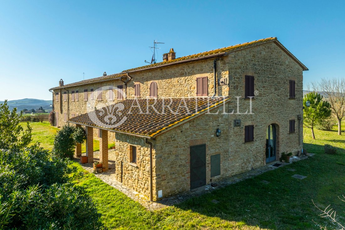 Rancho en Volterra, Toscana, Italia 1 - 15599638