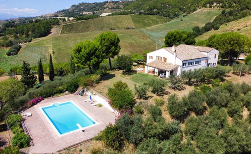 Country House in Ripatransone, Marche, Italy 1