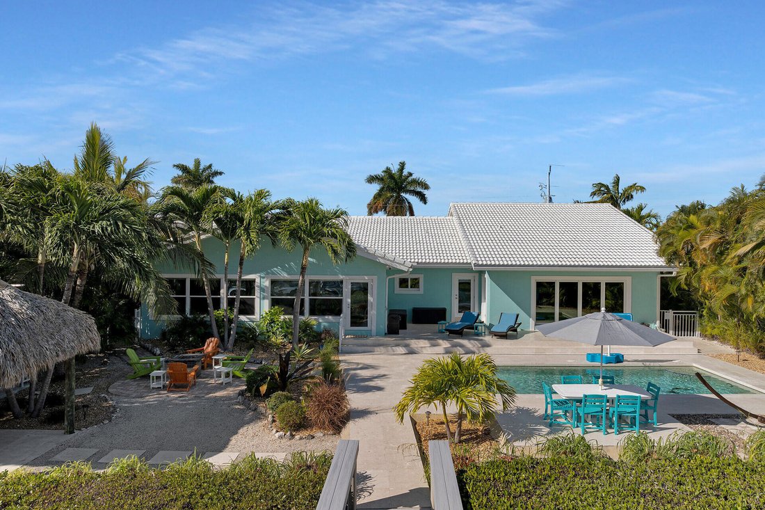 House in Key Colony Beach, Florida, United States 5 - 17131816