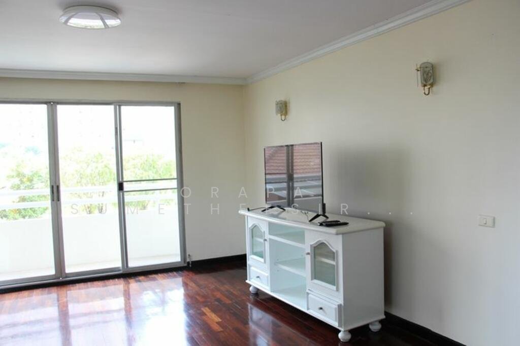 Condo in Ko Tan, Kamphaeng Phet, Thailand 5 - 17130732