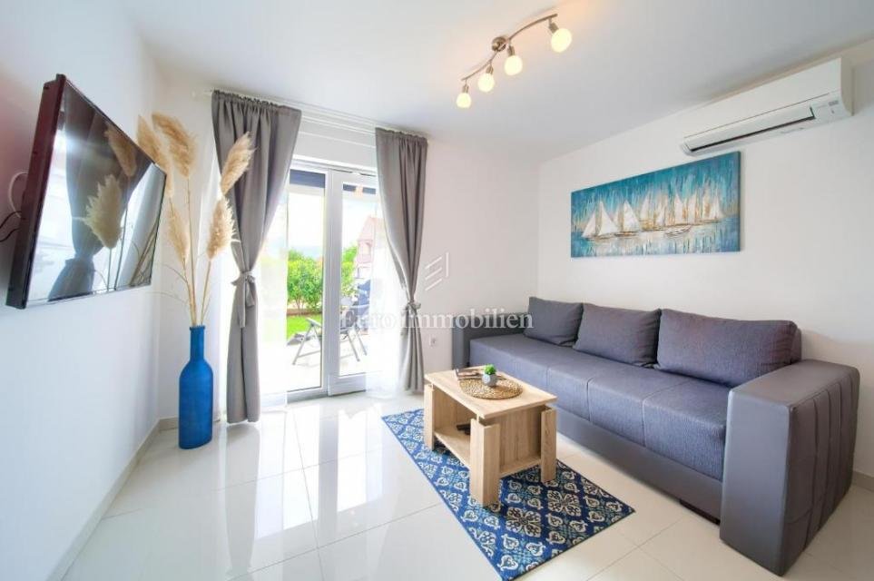 Apartment in Malinska, Primorje-Gorski Kotar County, Croatia 2 - 17121097