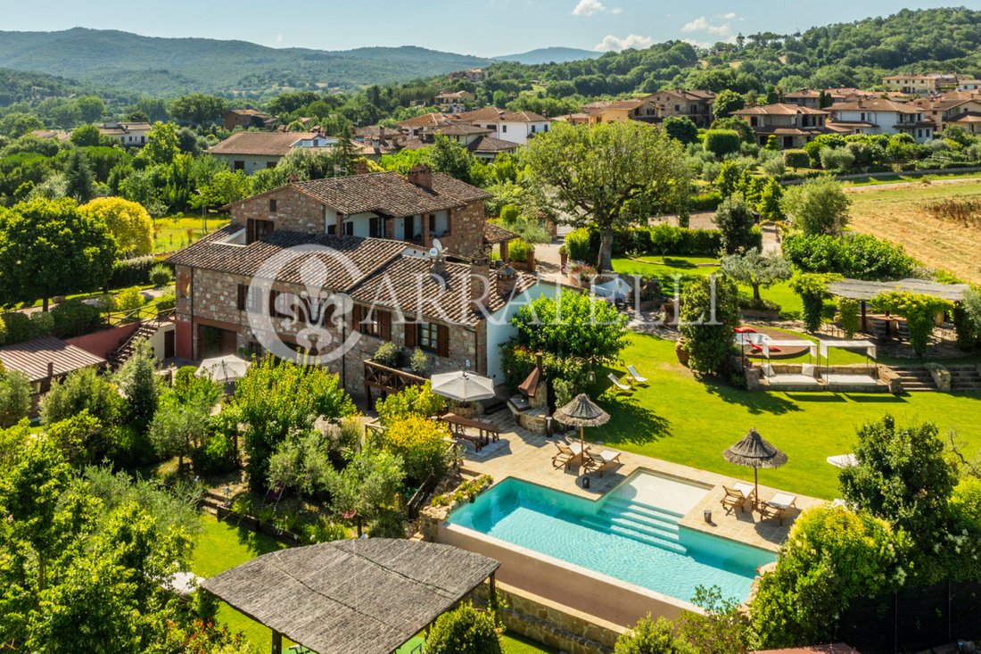 Country House in Città della Pieve, Umbria, Italy 1 - 14487212
