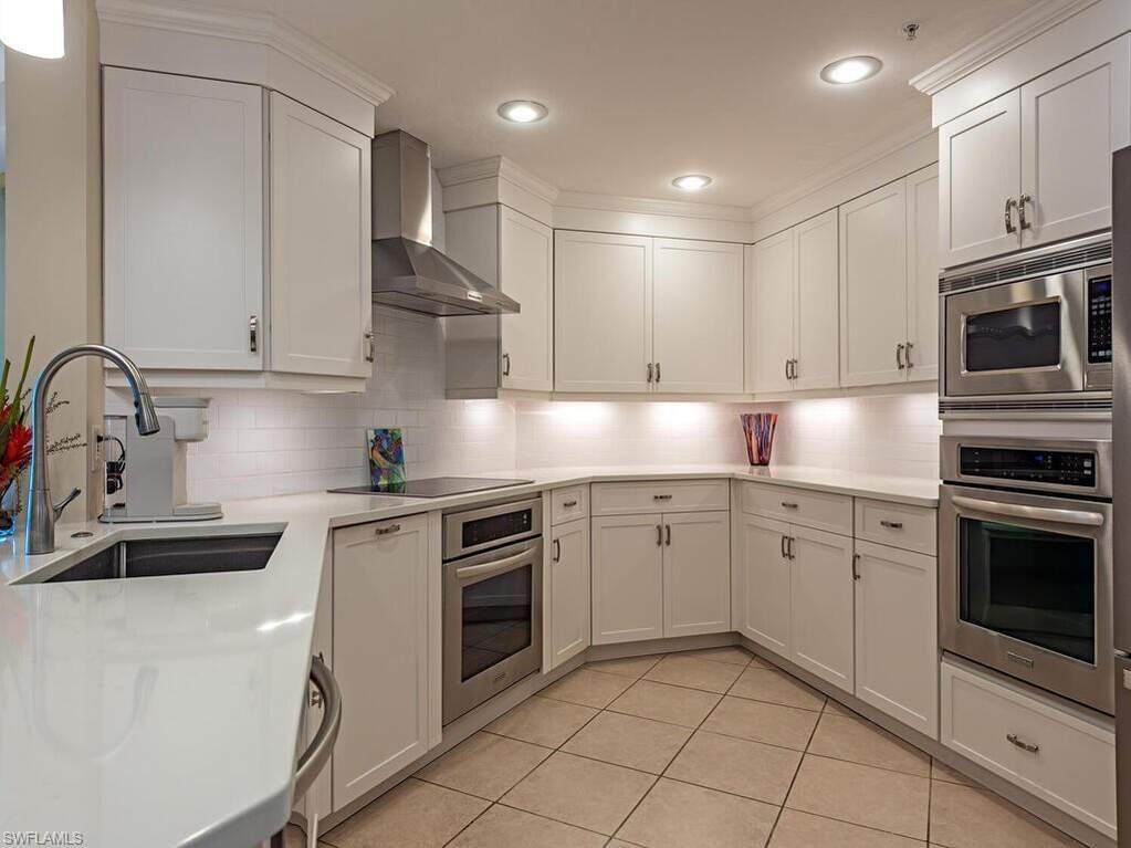 House in Naples, Florida, United States 5 - 17112355