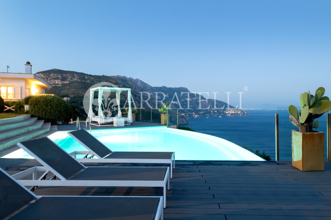 Villa en Sant'Agnello, Campania, Italia 3 - 15657391