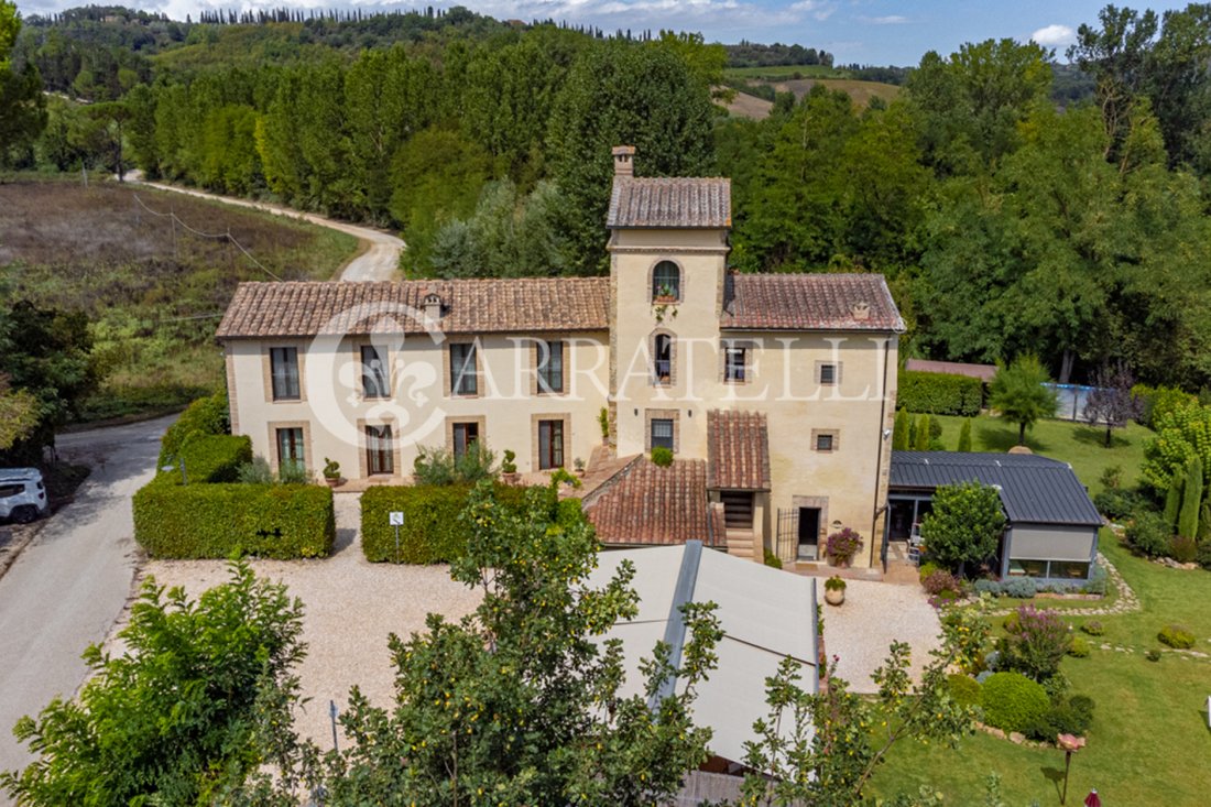 Villa in San Gimignano, Tuscany, Italy 1 - 12239669