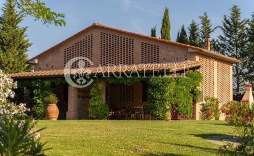 Landhaus in Peccioli, Toskana, Italien 1