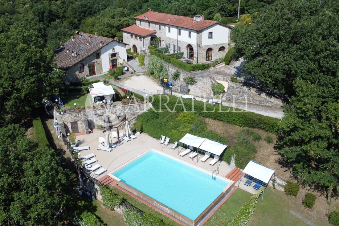 Villa in Barberino di Mugello, Tuscany, Italy 2 - 13679209