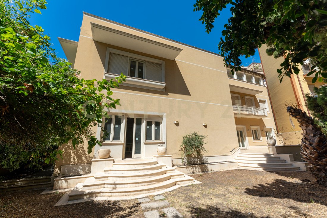 Villa in Borgo, Catania, Italy 1 - 16927955