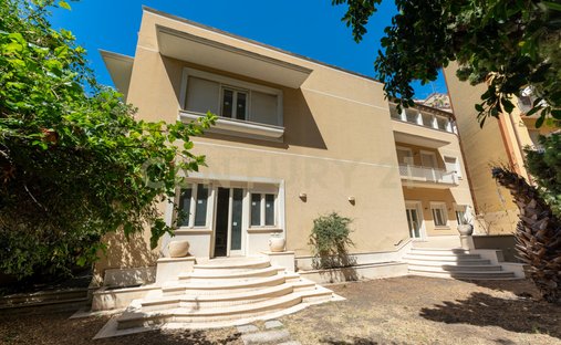 Villa a Borgo, Catania, Italia 1