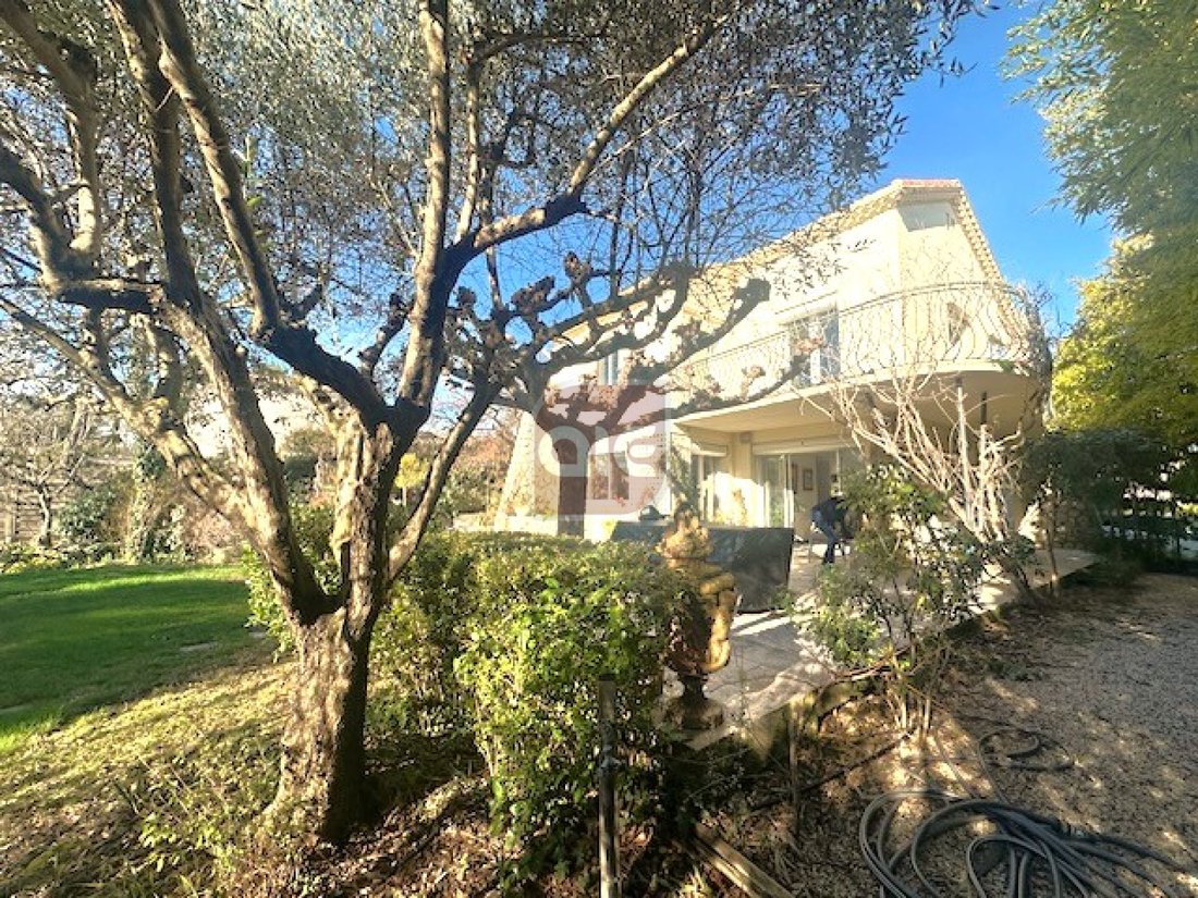 Villa in Nord, Saint-Clement-de-Riviere, France 3 - 17103946