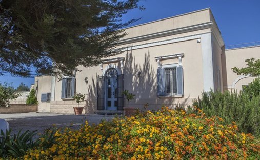 Villa a Oria, Puglia, Italia 1