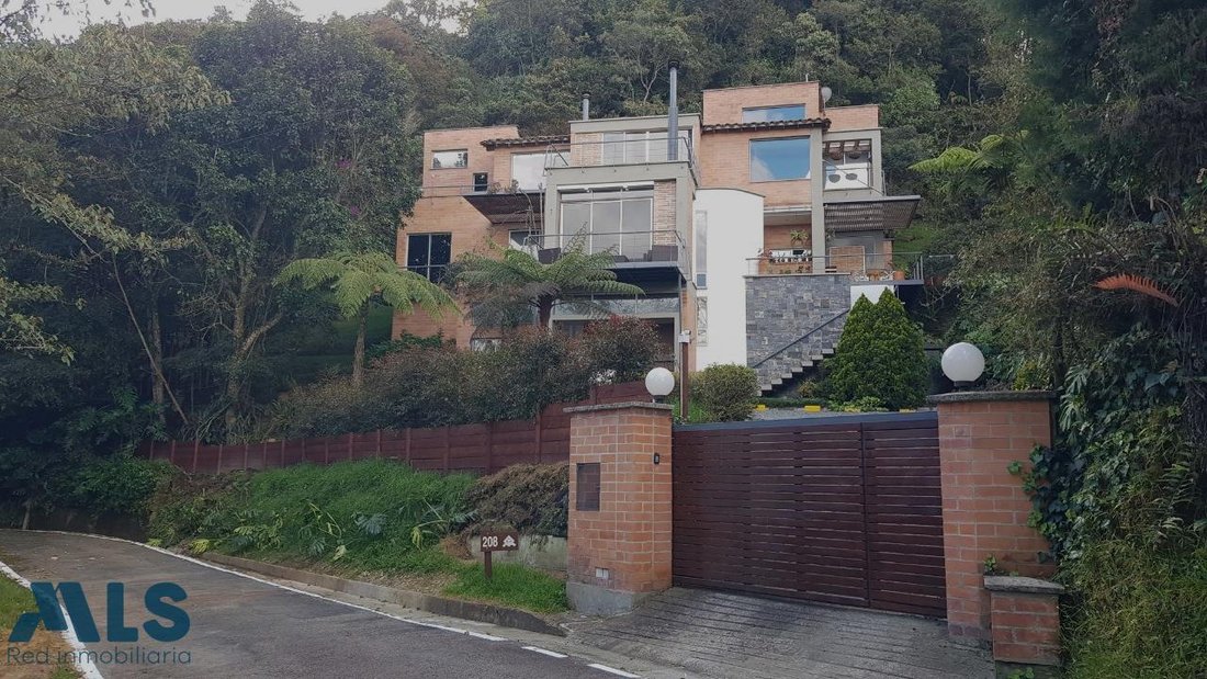 House in Envigado, Antioquia, Colombia 2 - 17099571
