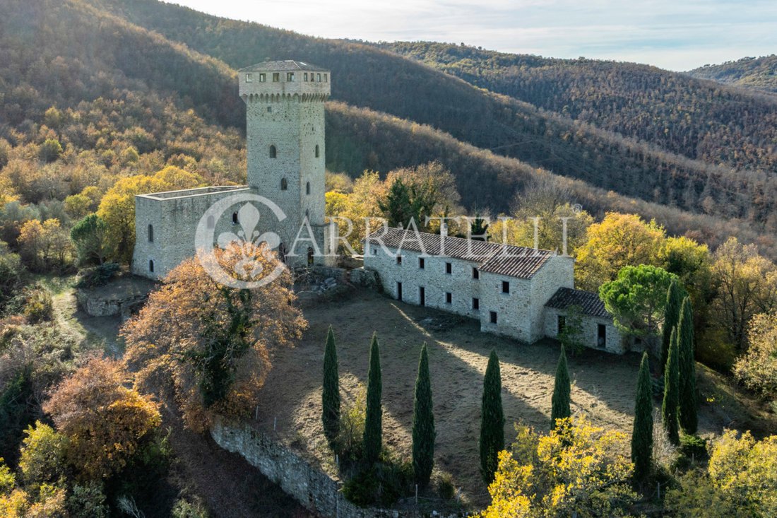 Villa in Passignano sul Trasimeno, Umbria, Italy 2 - 16796554
